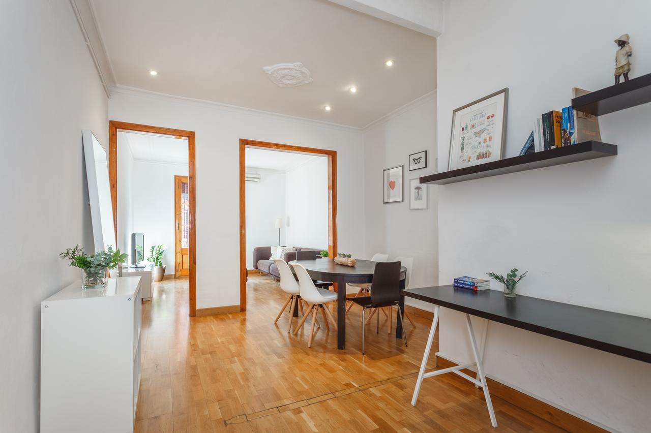 Flateli Aribau Barcelona Exterior foto