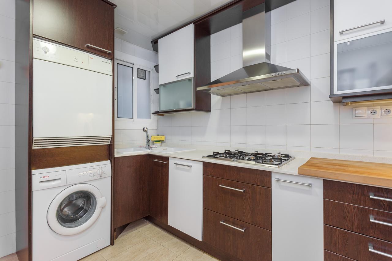 Flateli Aribau Barcelona Exterior foto
