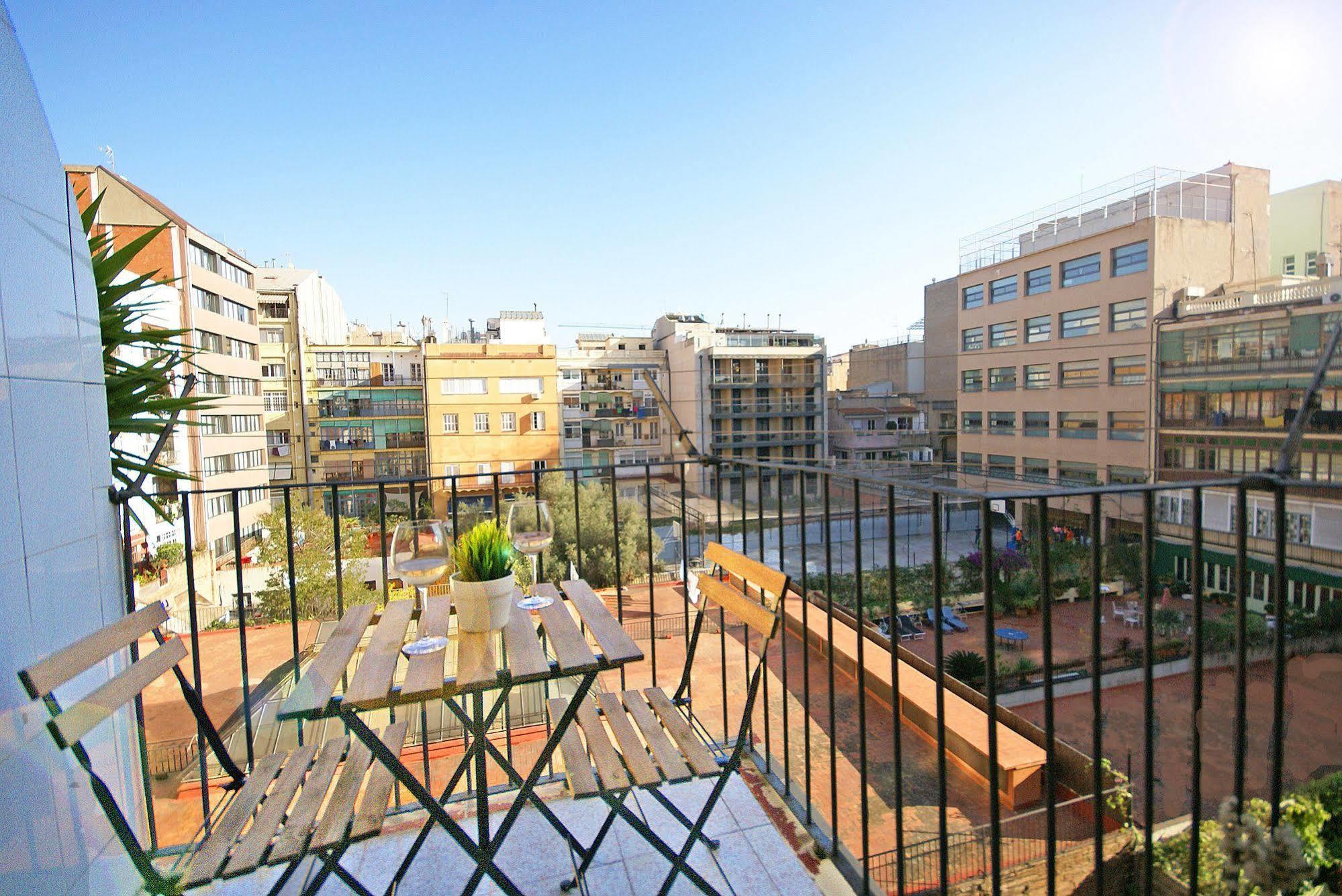Flateli Aribau Barcelona Exterior foto